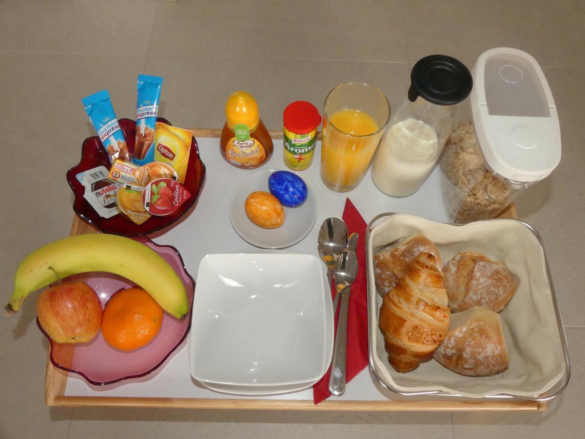 Au Bonheur Des Iris Bed & Breakfast Rolle Luaran gambar