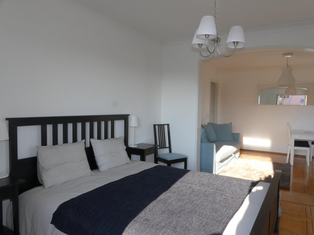Au Bonheur Des Iris Bed & Breakfast Rolle Luaran gambar