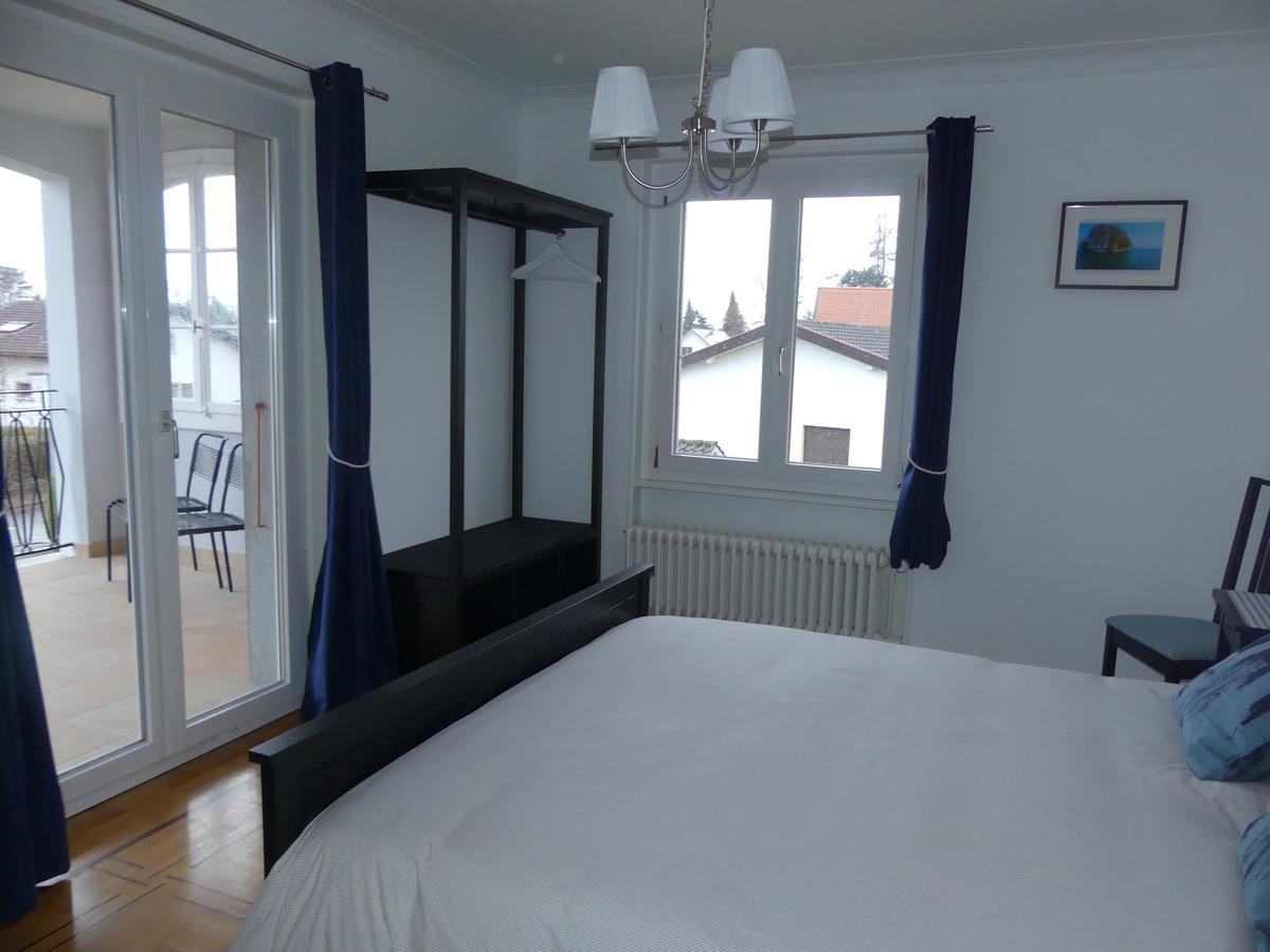 Au Bonheur Des Iris Bed & Breakfast Rolle Luaran gambar