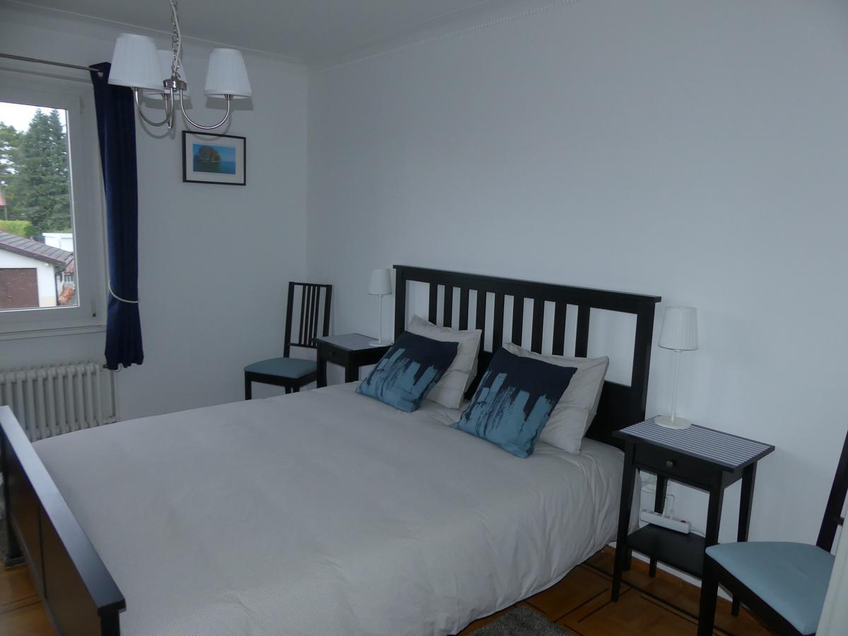 Au Bonheur Des Iris Bed & Breakfast Rolle Luaran gambar