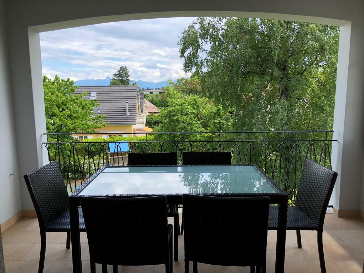 Au Bonheur Des Iris Bed & Breakfast Rolle Luaran gambar